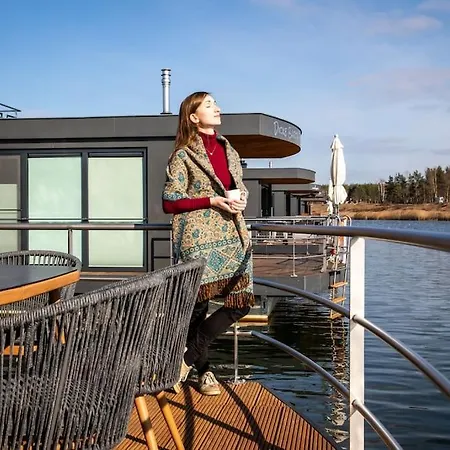 Hausboot Malibu Sunrise * Klitten