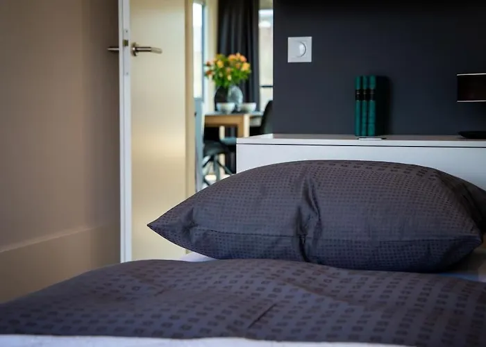 Hotel na wodzie Hausboot Malibu Sunrise *