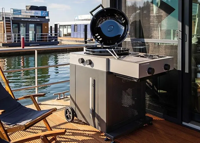 Hausboot Malibu Sunrise Hotel na wodzie